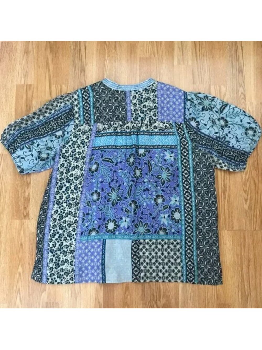 Johnny Was Workshop Embroidered Floral Blue Patchwork Blouse XL - Picture 8 of 10